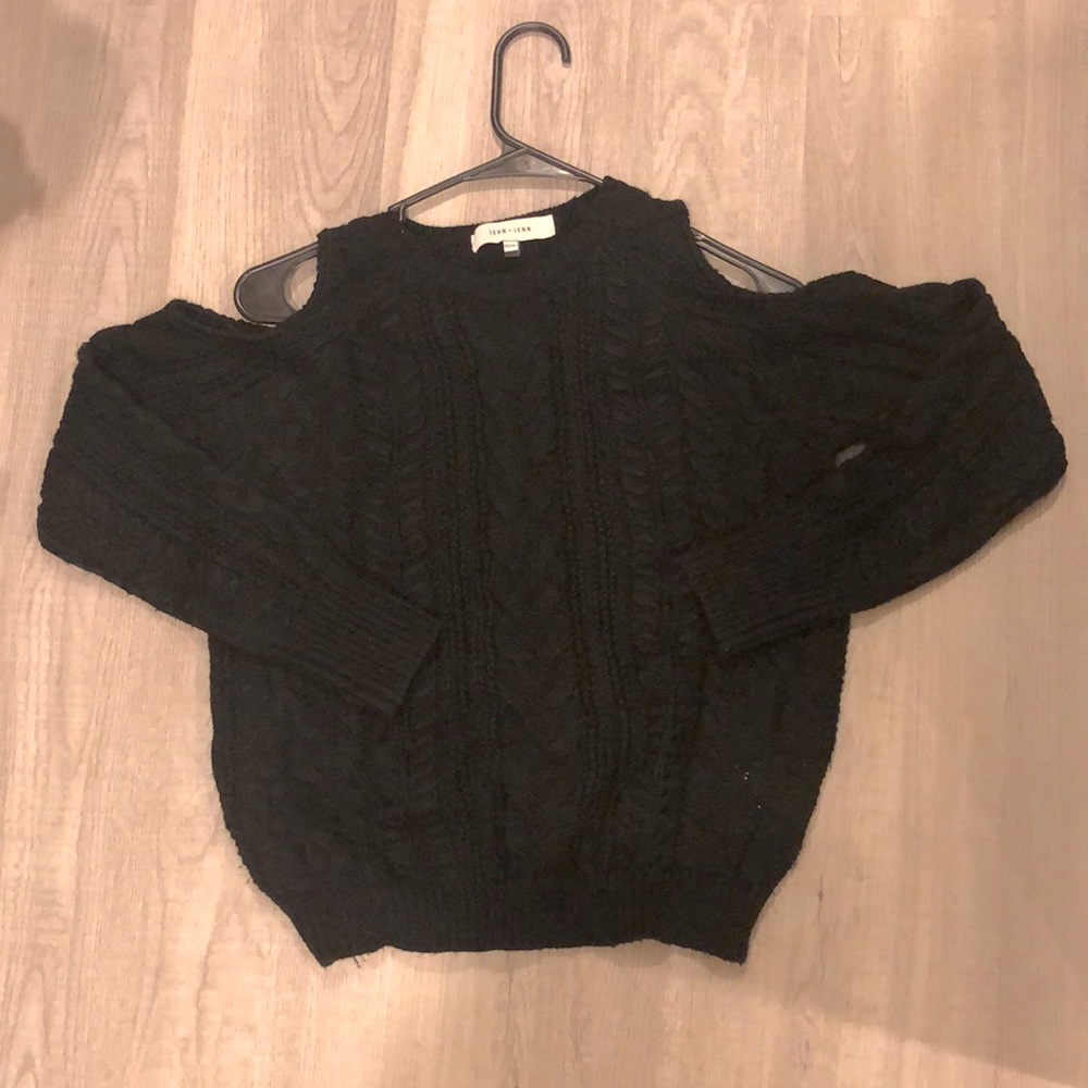 John+Jenn XS off the shoulder sweater